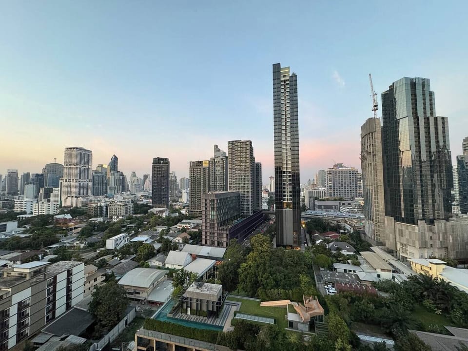 All the view photos in this listing were personally taken by me with a real camera no filters, no edits. What you see is exactly what you’ll experience when you stay here.