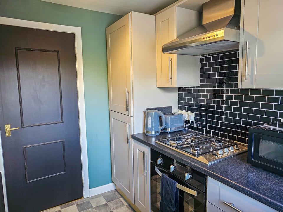 Kitchen Alt