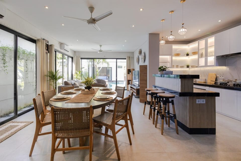 Villa Ariki - Stylish Sanur Escape (1681)
