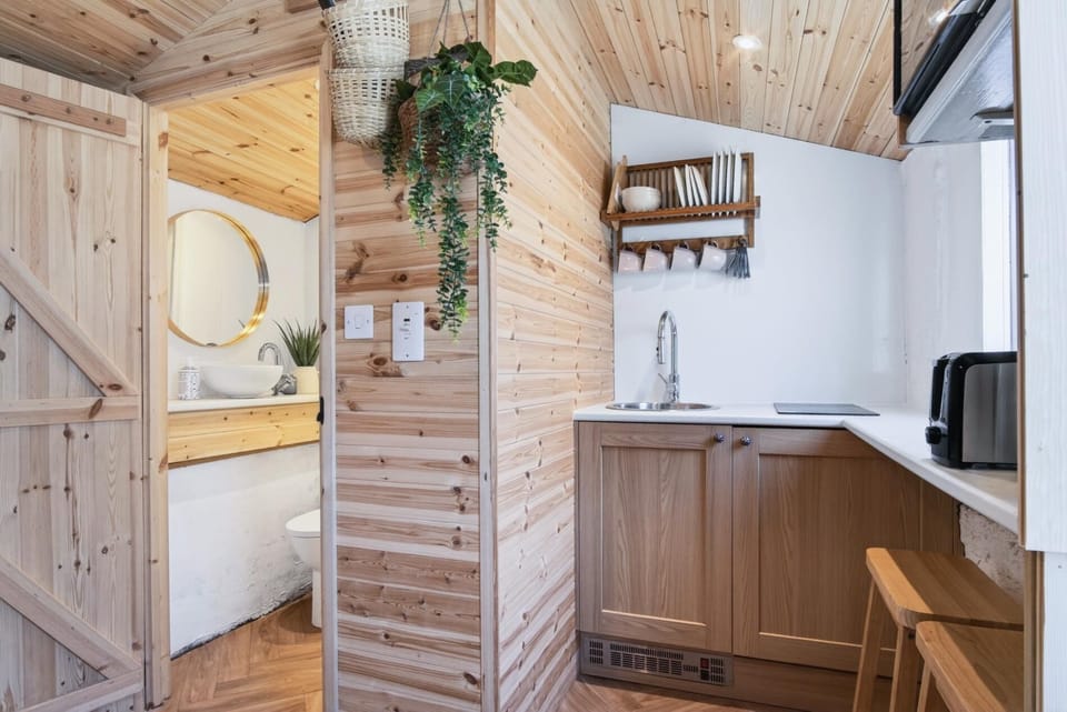 The Brook Nook - Studio - Dale (28961)
