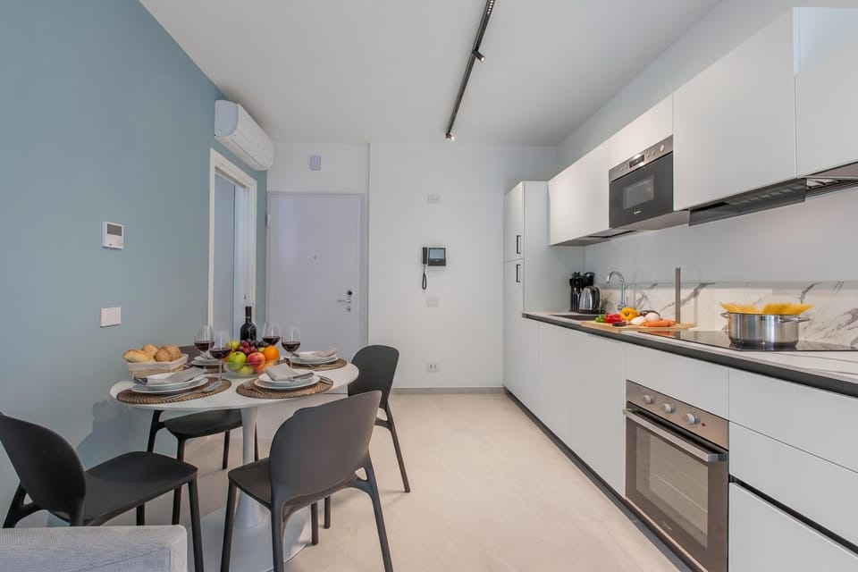 Kitchen and dining area