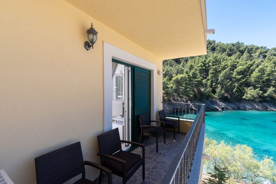 Balcony 1