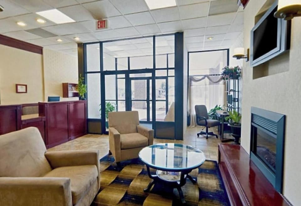 Entrance / Reception