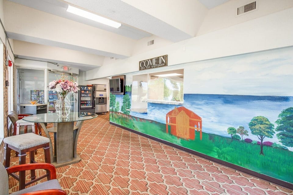 Entrance / Reception