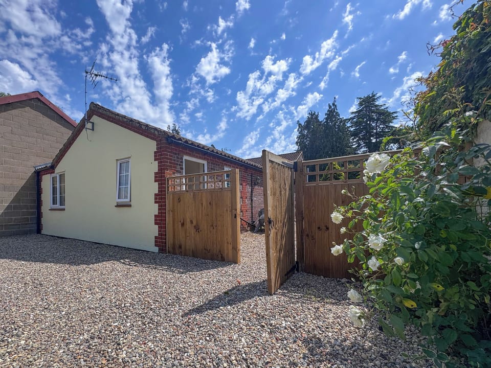 Outdoor | The Old Stables, Hevingham, near Wroxham
