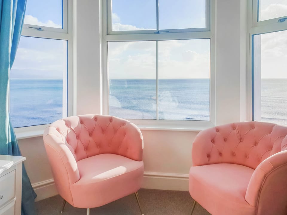 Interior | Glan Y Mor - QH Cottages, Criccieth