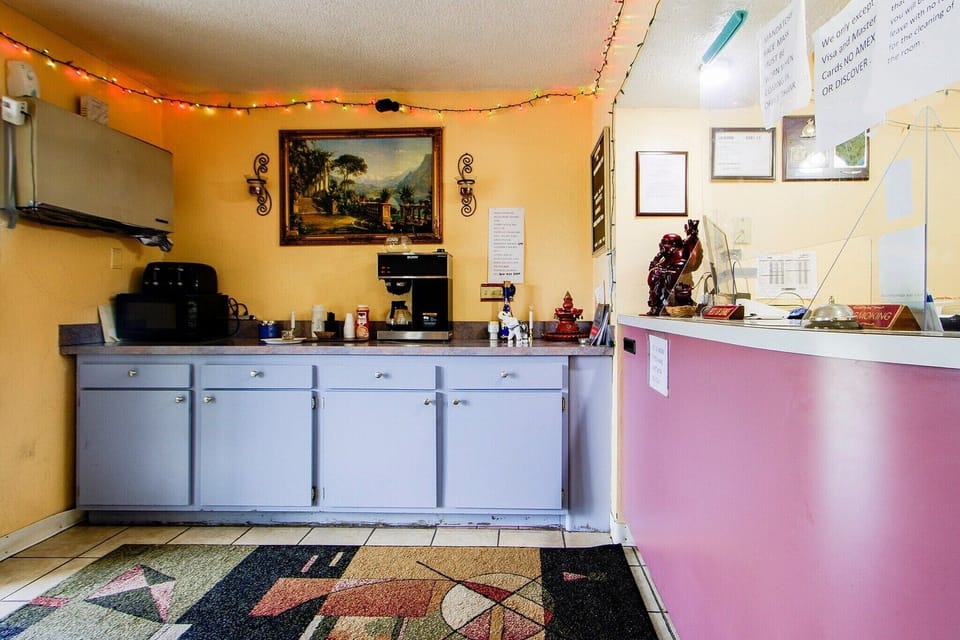 Entrance / Reception
