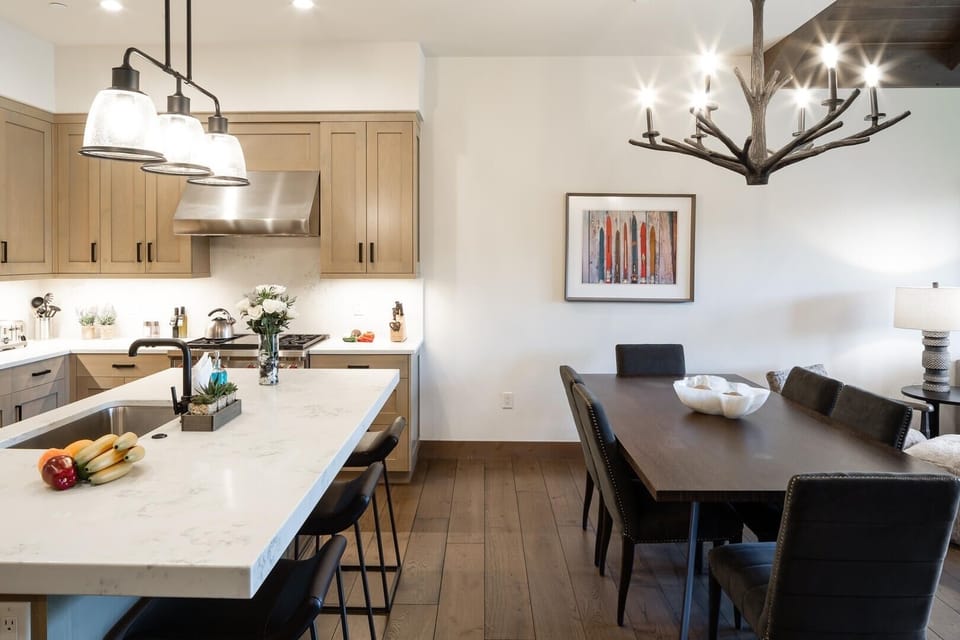 Architecture, Building, Dining Room, Dining Table, Furniture