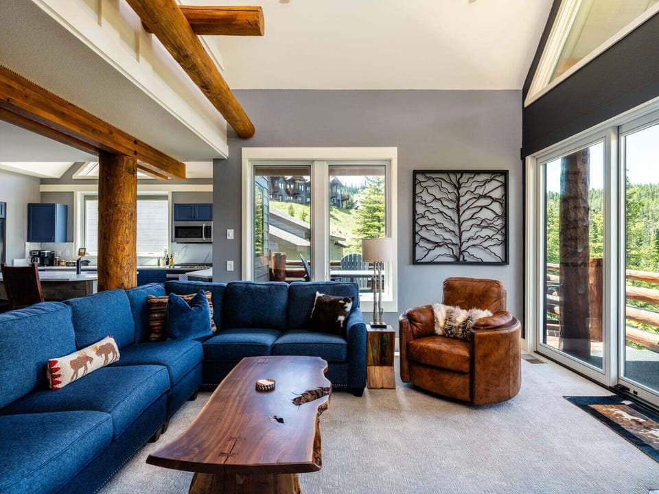 Architecture, Building, Furniture, Indoors, Living Room