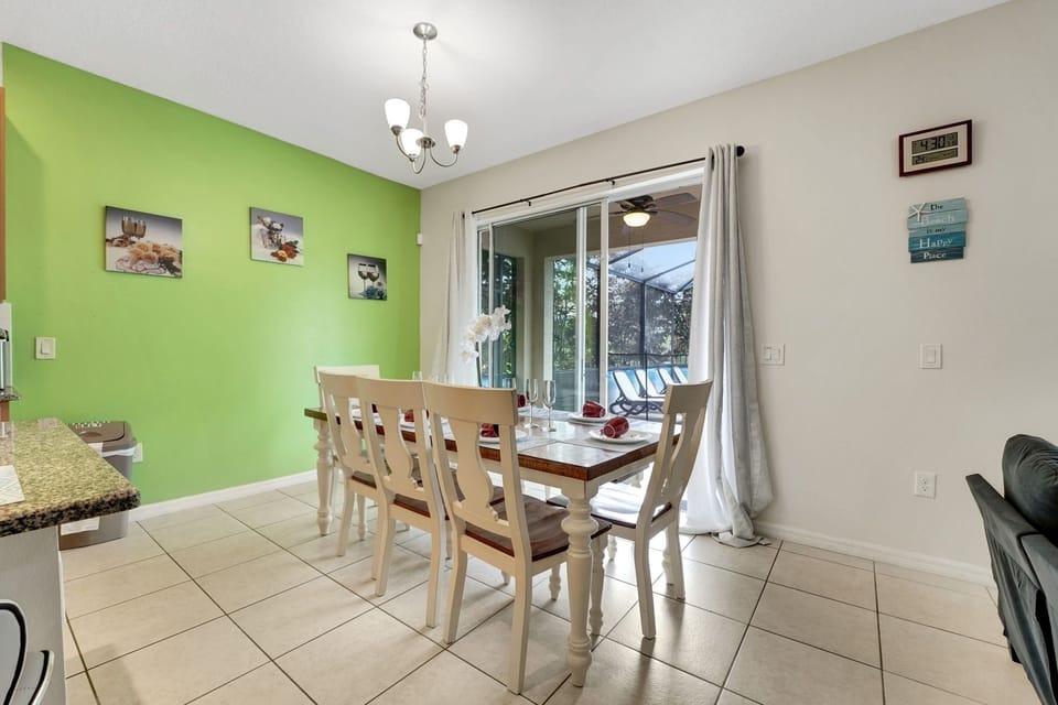 Architecture, Building, Dining Room, Dining Table, Furniture