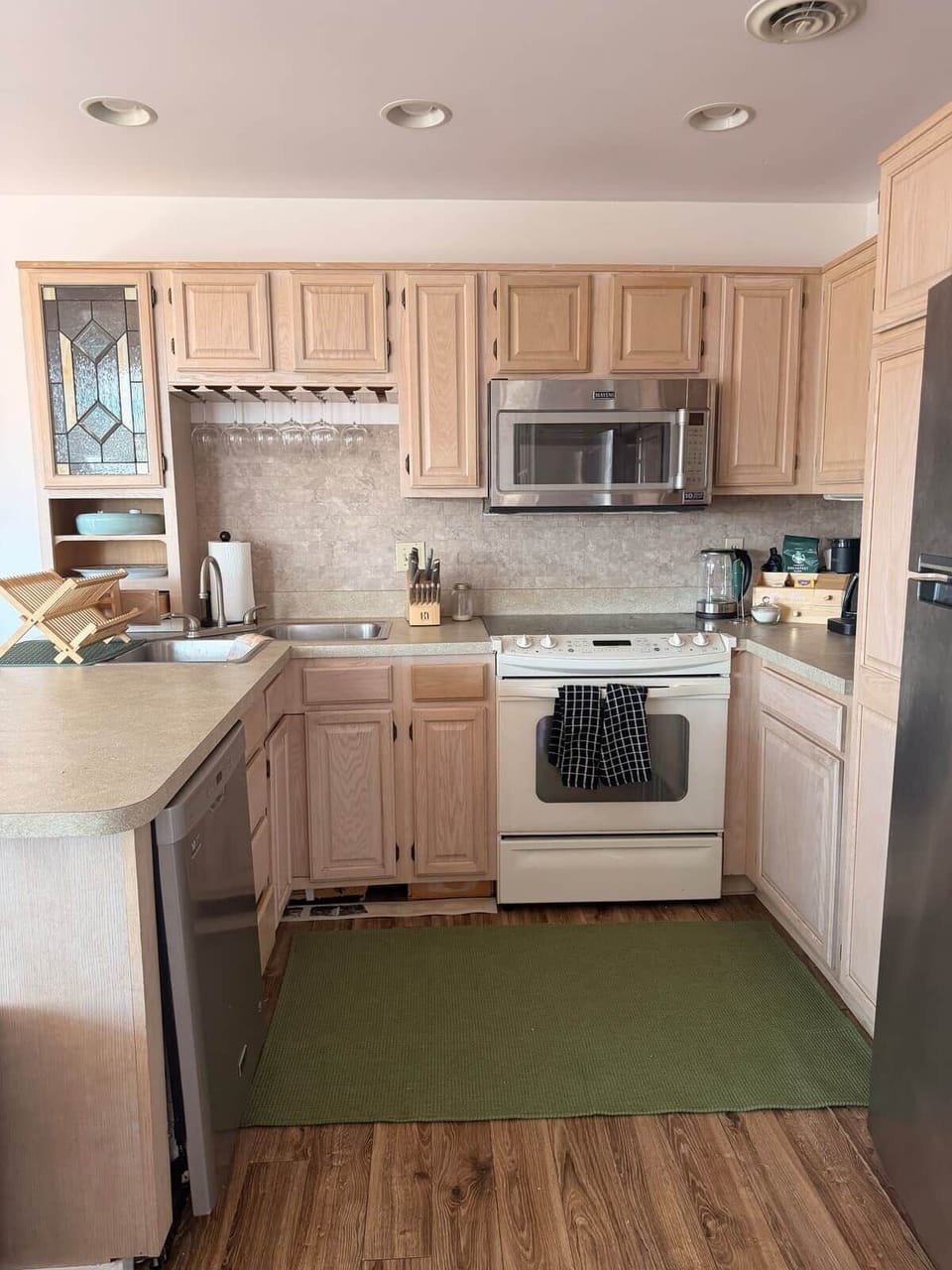 Fully equipped kitchen