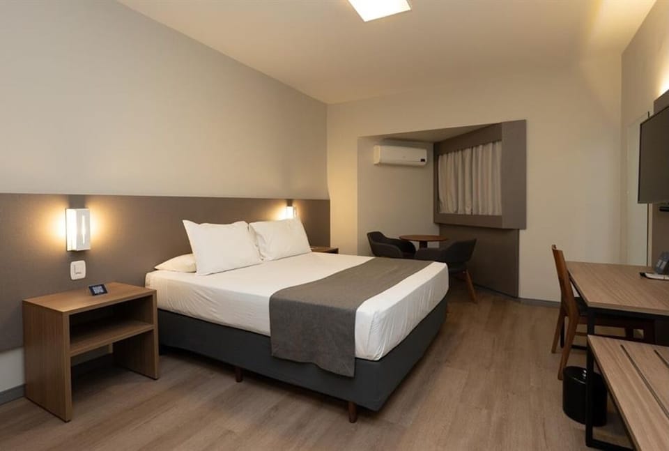 Bedroom. Interior and views may vary based on location and availability.