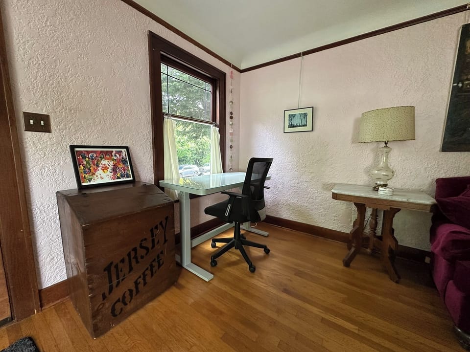 Dedicated workspace: Situated in the living room overlooking the neighborhood