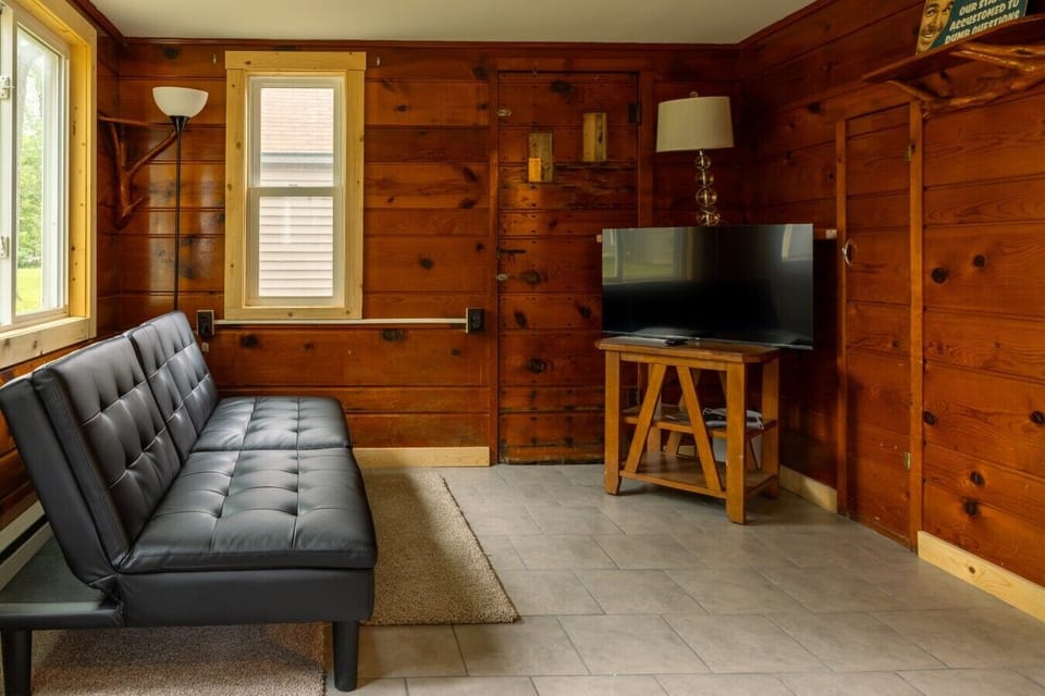 Cabin 18-1