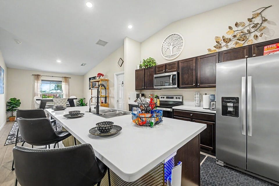Kitchen | Kitchen Island | Stainless Appliances & Snack Station