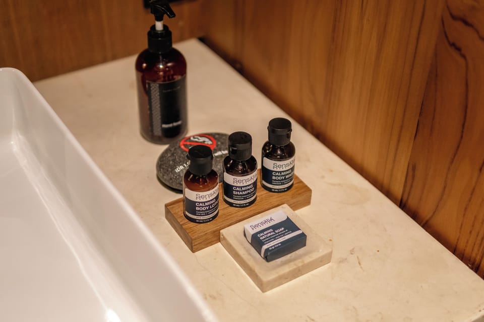 Bathroom amenities