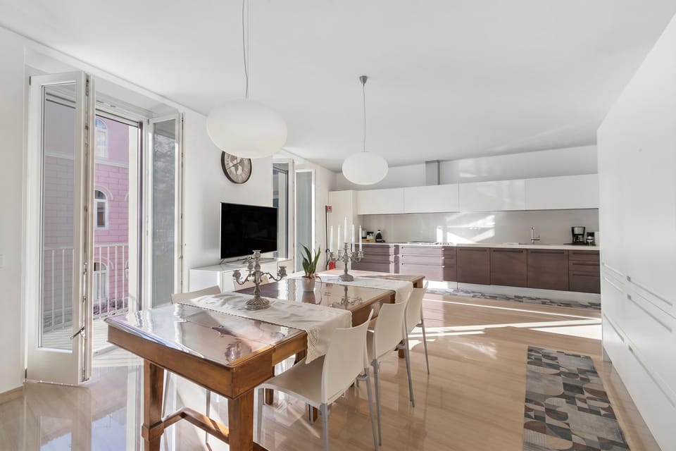 Kitchen and dining area