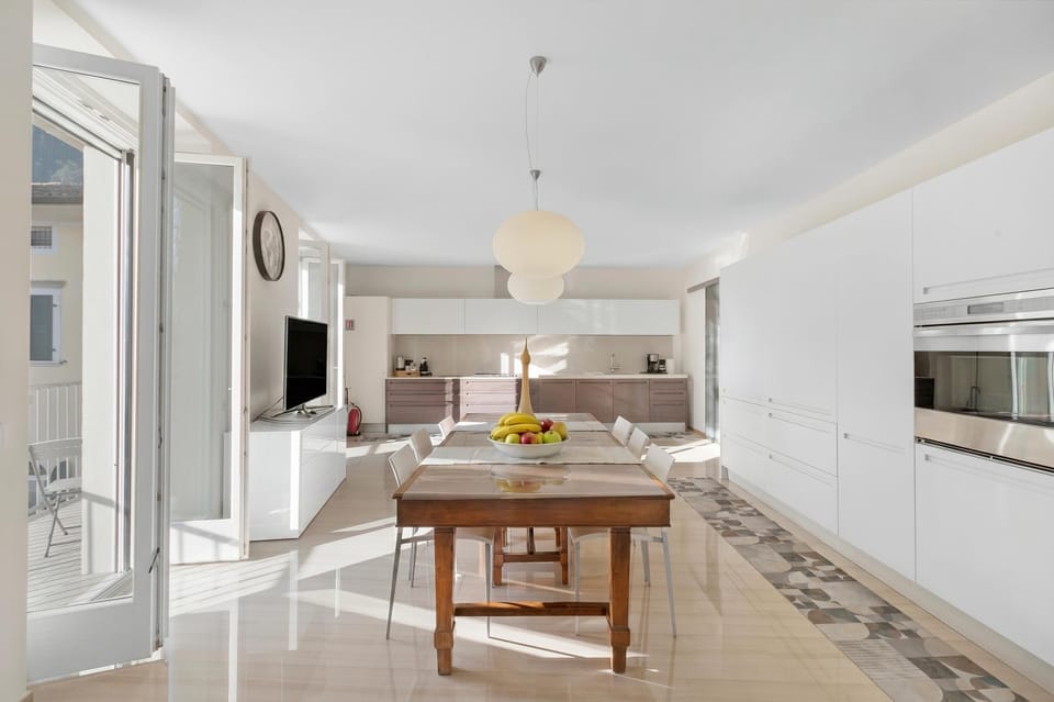 Kitchen and dining area