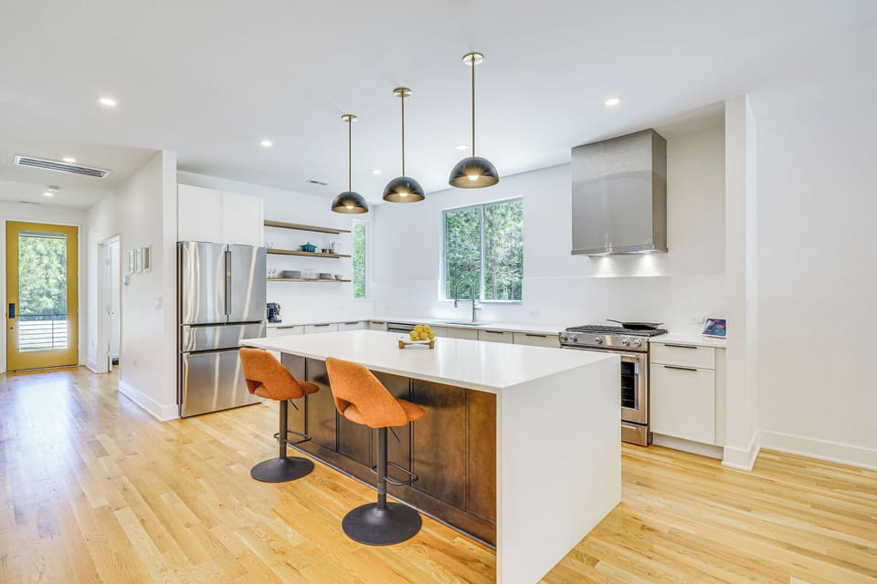 Kitchen | 1st Floor