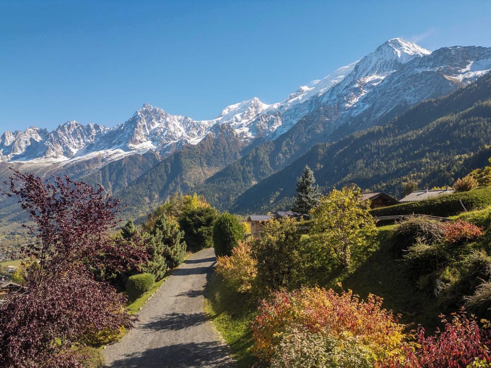 Access to Chalet Pré des Cimes. (And the views!)
