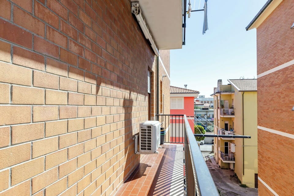 Balcony / Terrace / Patio