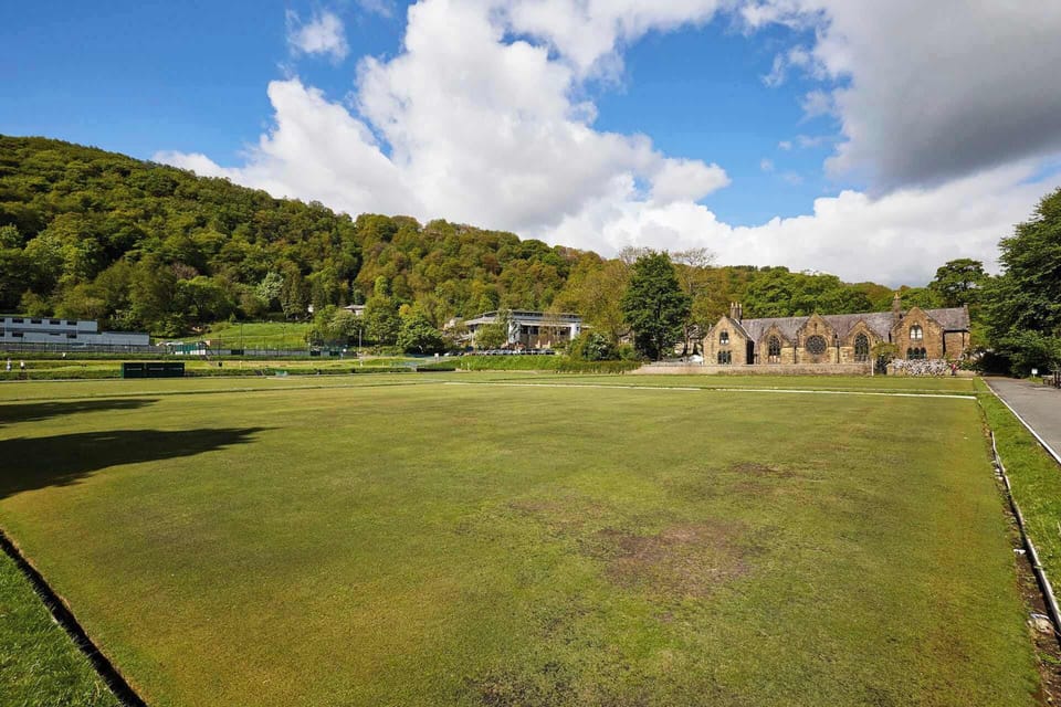 Lower Cross Lee Cottage, Todmorden - Host & Stay