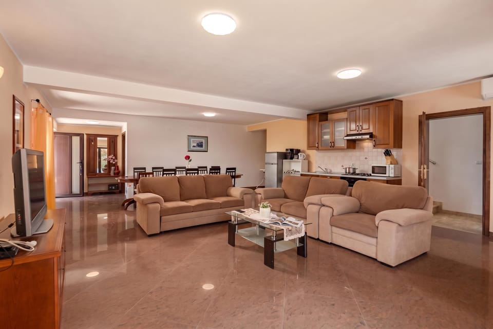 Living and dining room