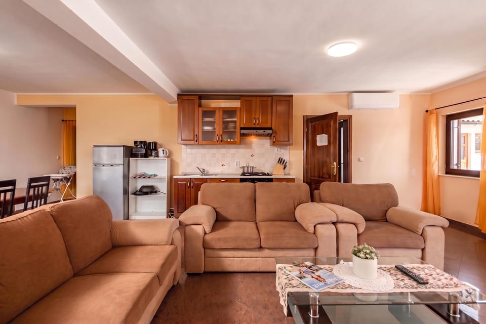 Kitchen and dining area