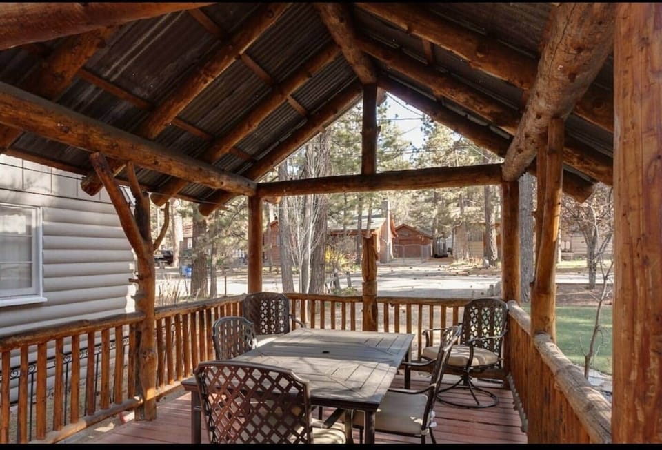 Covered outdoor dining area