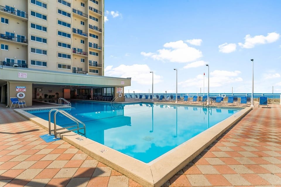Gulf Front Pool