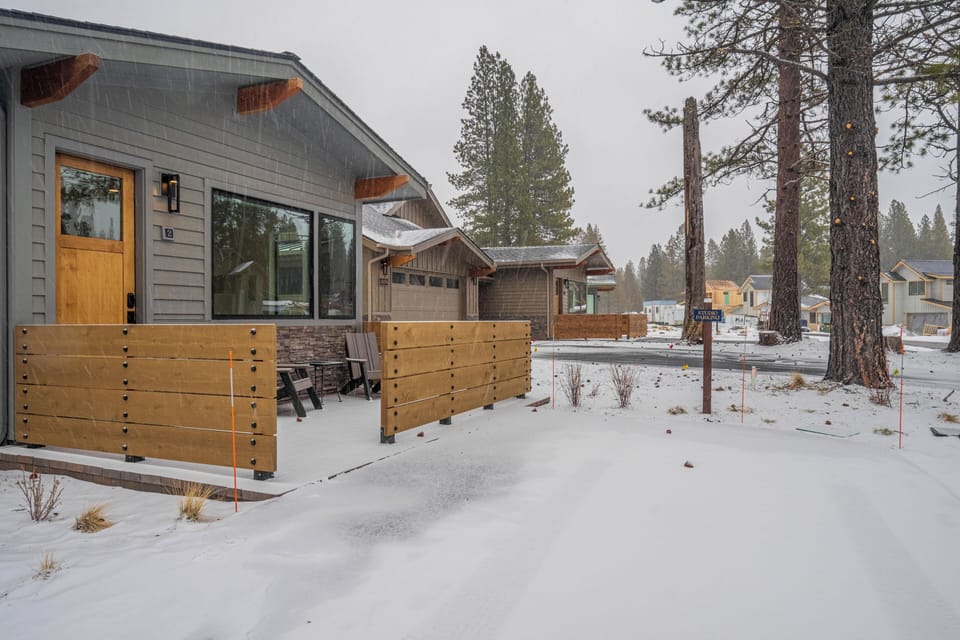 18184 Forestbrook-46