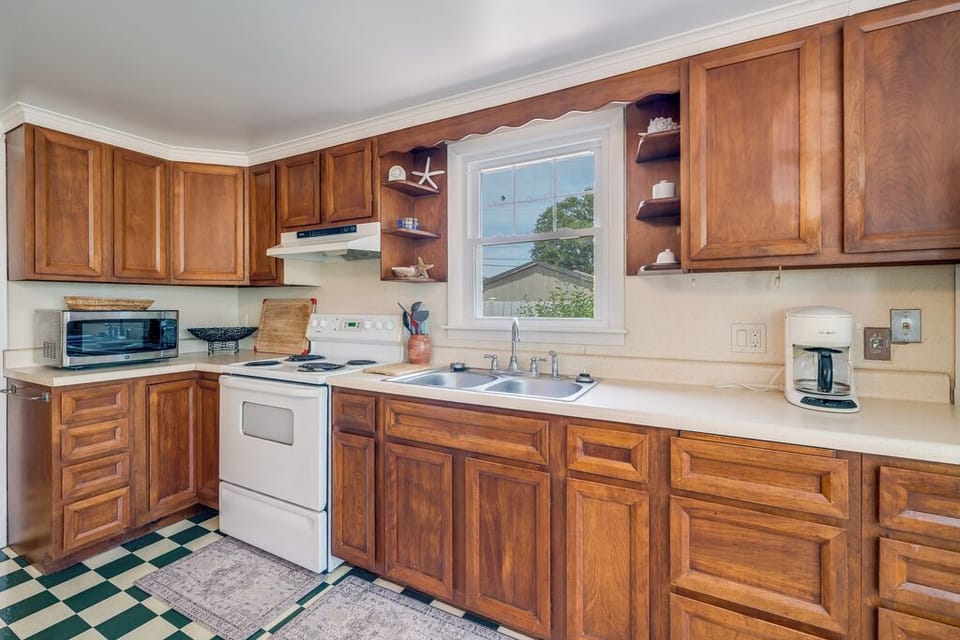 Tons of countertop space!
