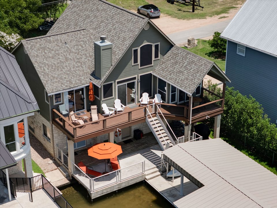 Plenty of room for everyone to enjoy the lake.