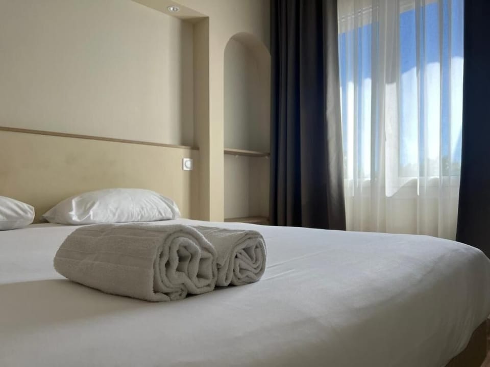 Bedroom. Interior and views may vary based on location and availability.
