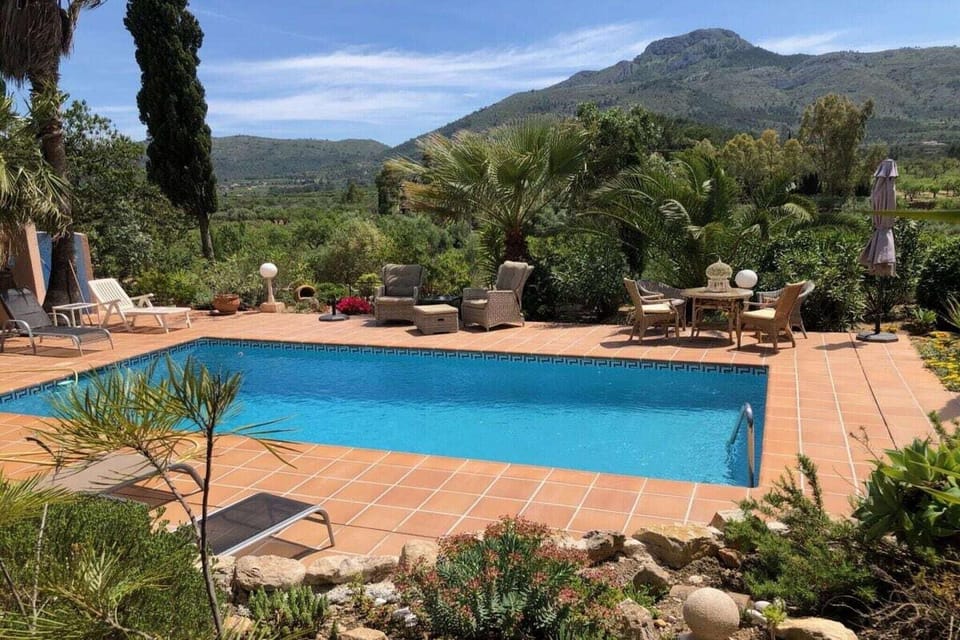 Holiday Home Swimming Pool