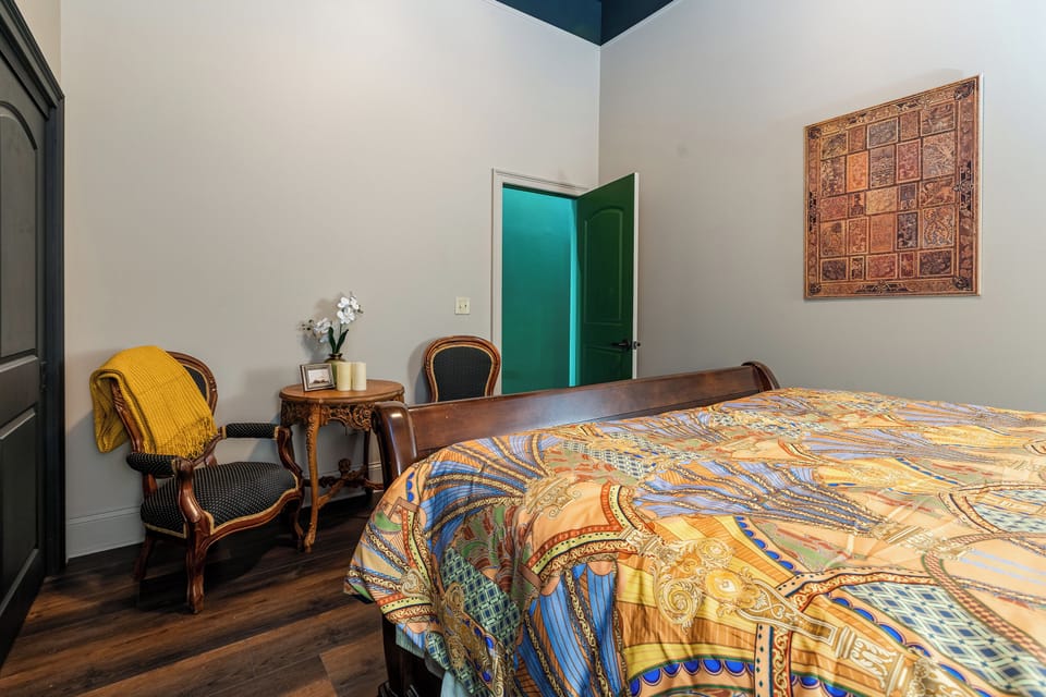 Siting area in Bedroom 1