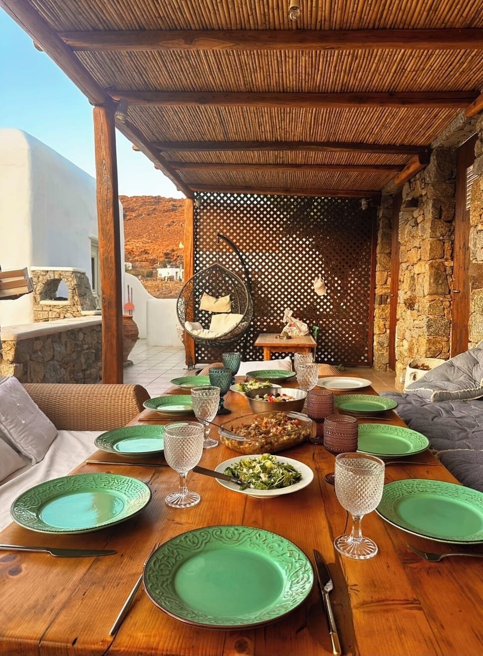 Outdoor dining