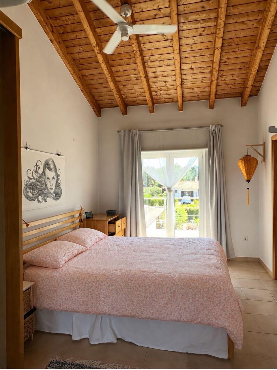 Master bedroom on first floor with 160cm bed and connected bathroom 