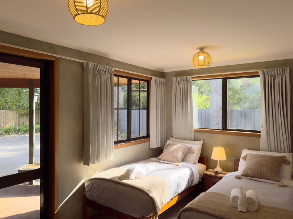 Bedroom Five with two Single Beds