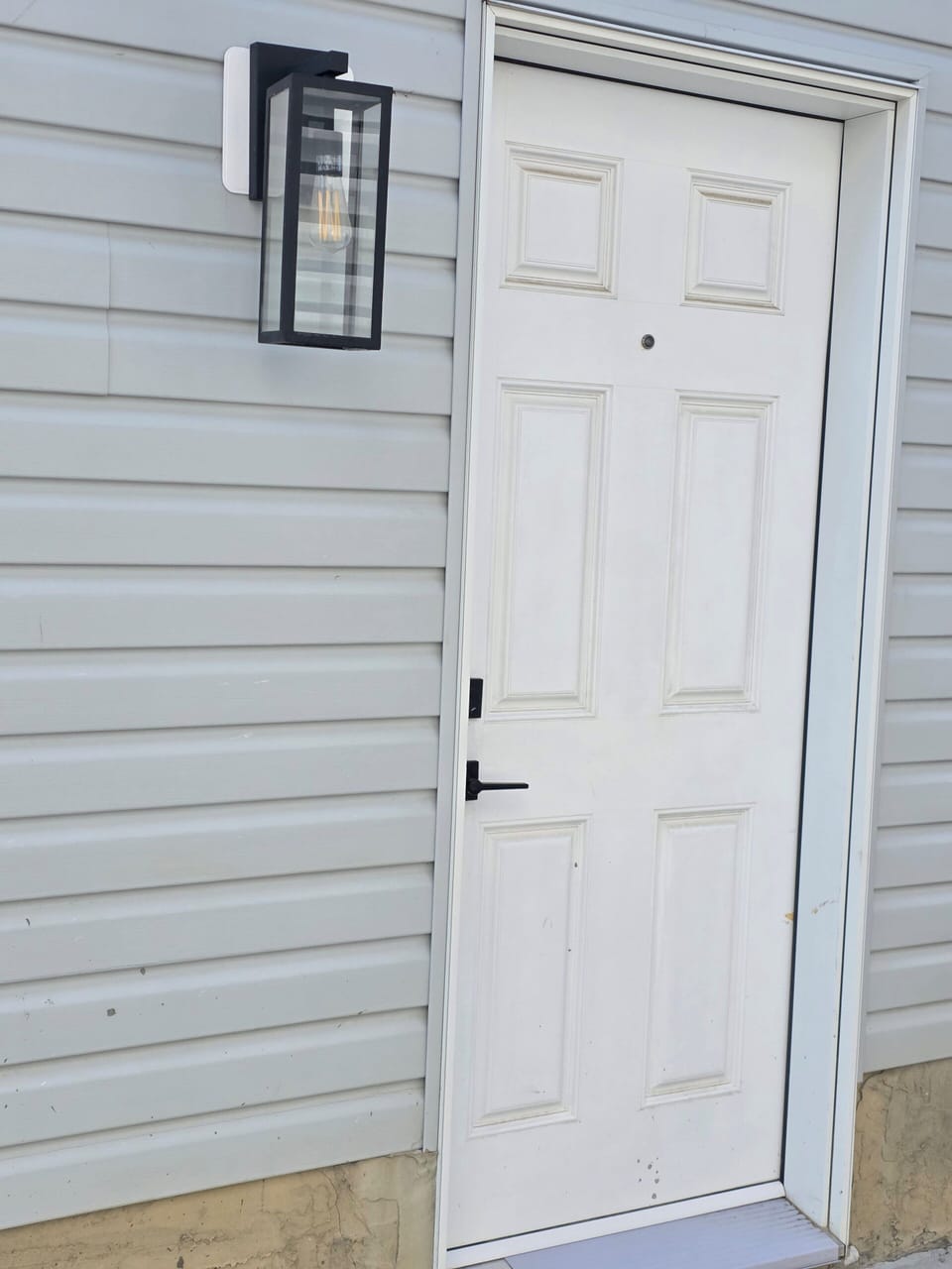 Suite entrance 