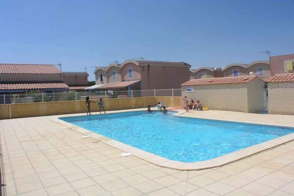 Holiday Home Swimming Pool