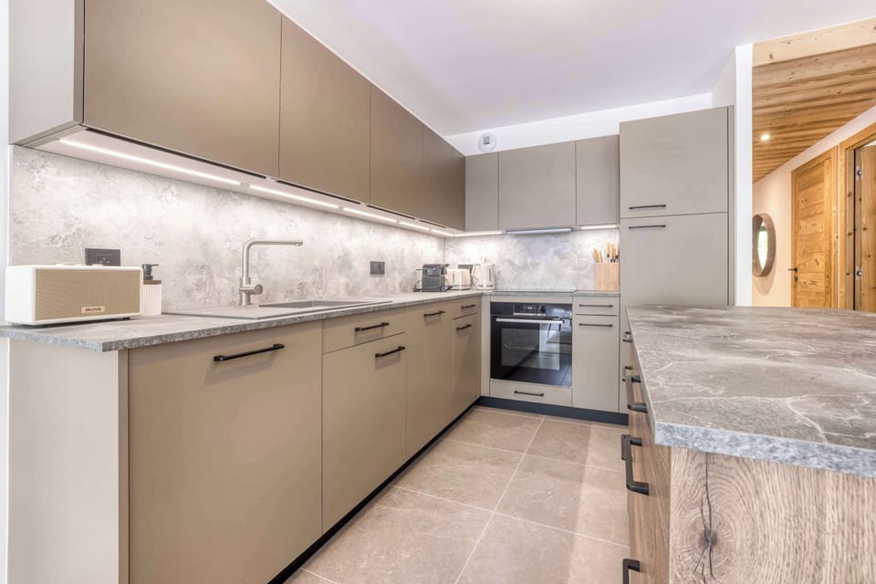 Open plan kitchen with Island