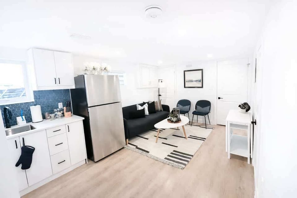 Fully stocked kitchen, with a coffee machine, and spices!