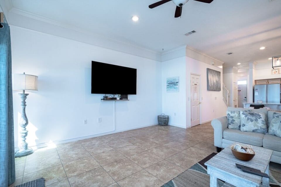 Living area - Gather and create memories. You can see the video of the property @ JSKRentals.