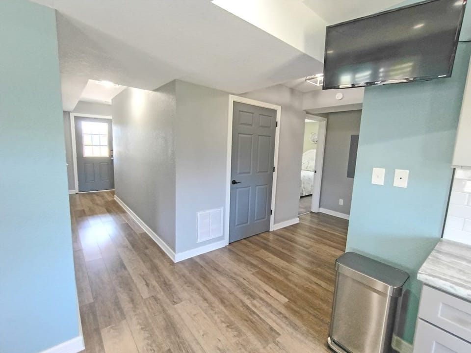 Kitchenette image 1