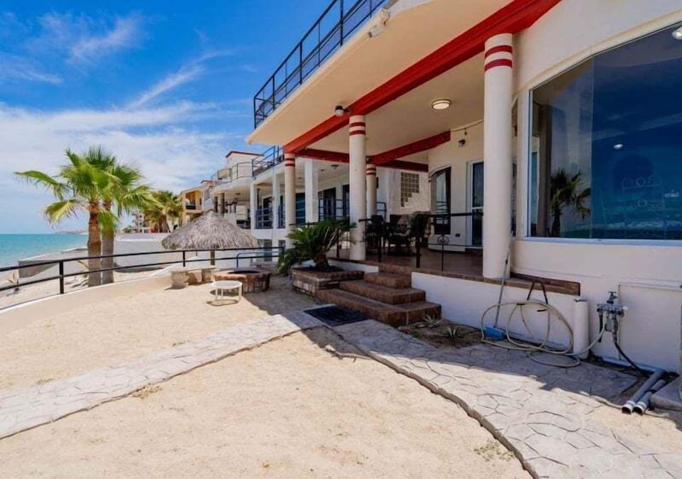 Casa Dos Pisos B Downstairs Vacation Rental in Las Palmas, San Felipe BC - house facade