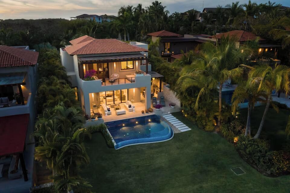 We love the Encanto area and this home did not disappoint.Liz, nov 2025
