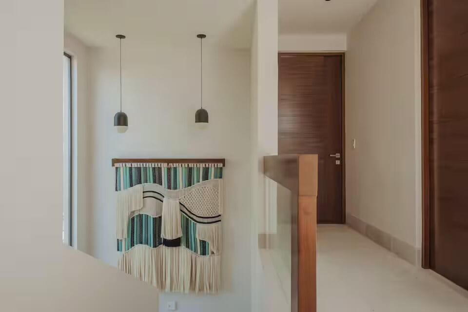 Housekeeping service included in your rent, Iyari A$.