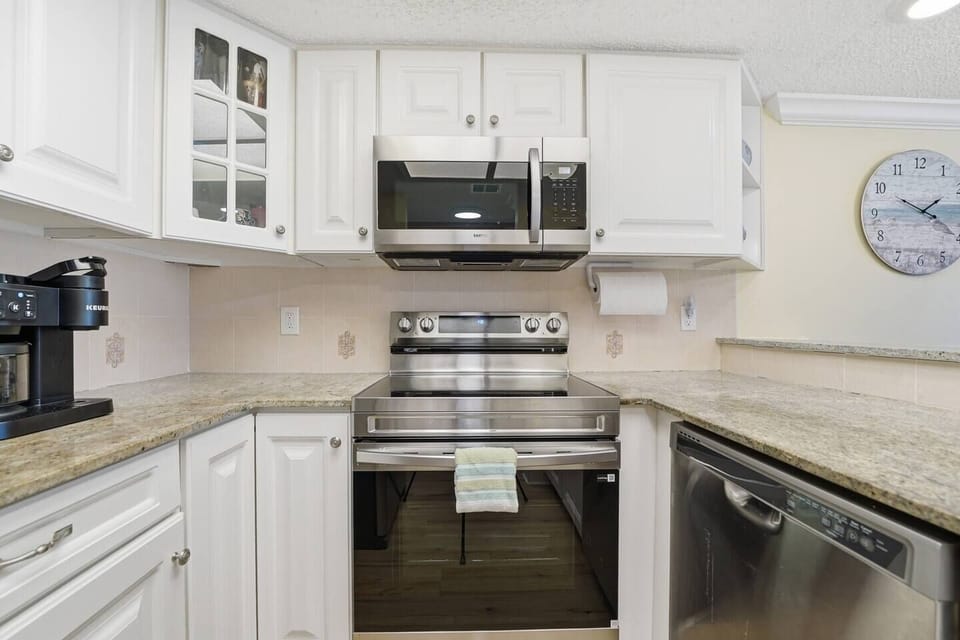 Cook Up Memories Just Steps From the Beach