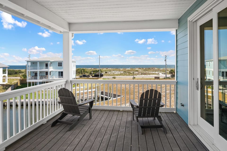 King Master Suite Balcony